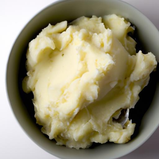 The Art of Perfectly Creamy Mashed Potatoes Unveiled